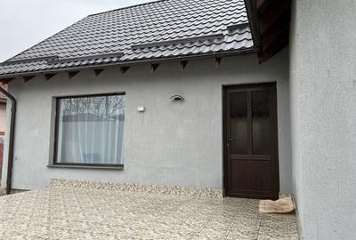 Casă individuală cu 3 camere cu Canalizare în Ștefăneștii de Jos - 2