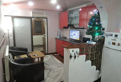 Apartament 2 camere, decomandat, strada Lirei - 7