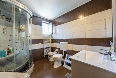 Casă individuală cu 5 camere cu Teren 180 Mp în Central - 7