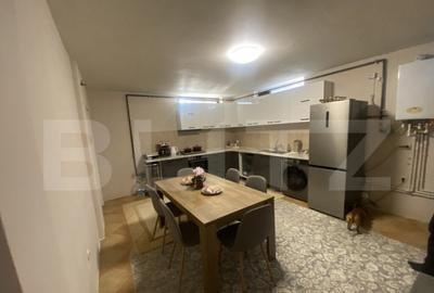 Casă cu 7 camere cu Teren 1100 Mp în Bucov - 1