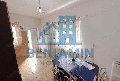 Casă cu Teren 703 Mp în Central