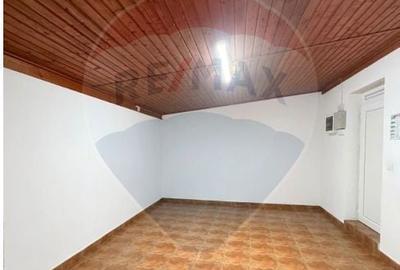 Spațiu comercial, de 400 mp, în Lazaret - 6
