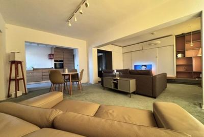 Apartament cu 3 camere Hala Centrala - 1