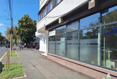Spațiu comercial, de 633 mp, în Central - 1