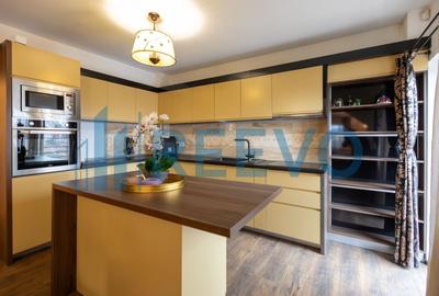 Penthouse cu 5 camere decomandat, mobilat în Calea Moldovei - 25