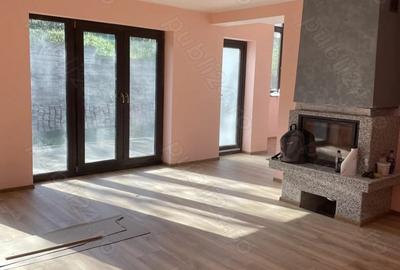 Casă cu 5 camere cu Teren 2000 Mp în Ciritei - 1