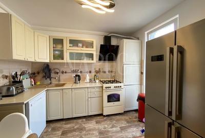 Apartament cu 3 camere semidecomandat în Andrei Mureșanu - 3