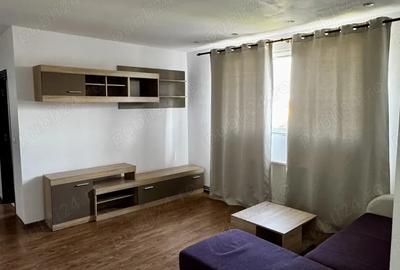 PROPRIETAR Vand Apartament cu 3 camere la MANSARDA