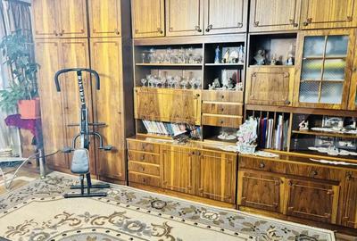 Apartament cu 4 camere decomandat în Central - 3