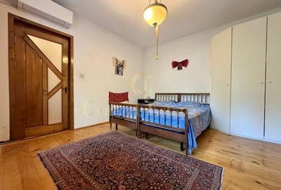 Casă individuală cu 8 camere cu Teren 1000 Mp în Bucium - 14