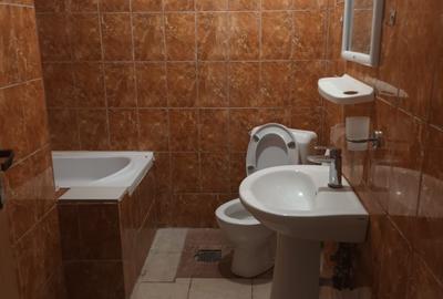 Apartament 3 camere cu centrala proprie nemobilat. - 13