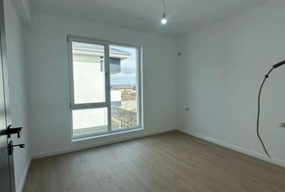 Casă cu 4 camere în Alexandriei - 13