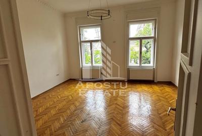 Apartament pentru birouri, 86 mp, zona Sinaia - 1