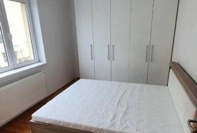 3 camere in zona Medicinei