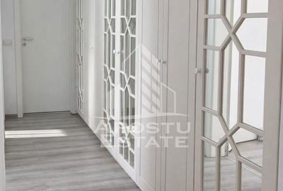 Apartament cu 3 camere, mobilat în Aradului