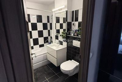 Apartament cu 2 camere semidecomandat în Pod