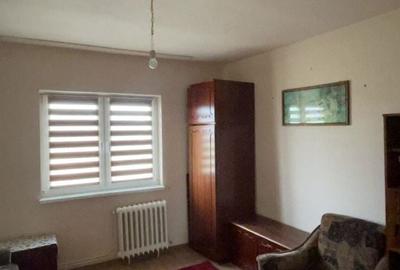 Apartament cu 3 camere decomandat, mobilat în Exterior Est - 9