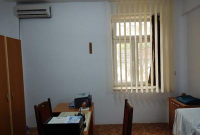 Spațiu comercial, de 15 mp, în Central - 2