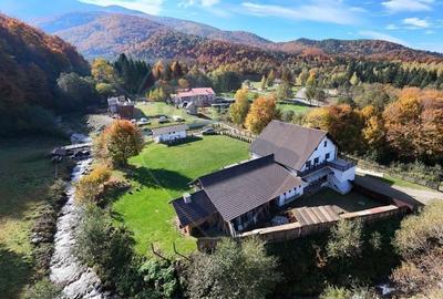 Hotel/Pensiune, de 386.45001220703 mp, în Lisa - 34