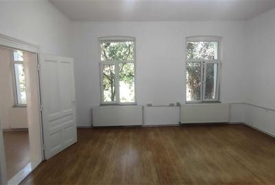 Casa pretabila locuinta sau birou, Central, Brasov - 11