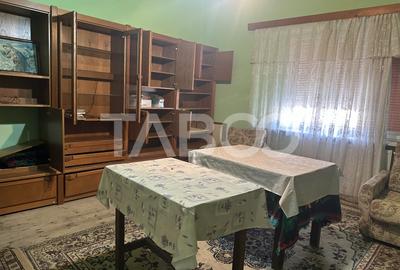 Casa cu potential de investitie in centrul satului 1540 mp teren - 7