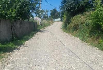 Teren de 700 mp, în Miroslava - 2