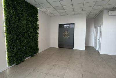 Spațiu comercial, de 82 mp, în Exterior Vest - 1