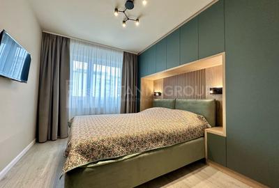 Apartament cu 2 camere semidecomandat, mobilat în Tractorul - 7