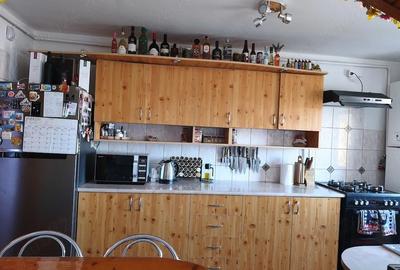 Apartament cu 3 camere decomandat în Astra - 4