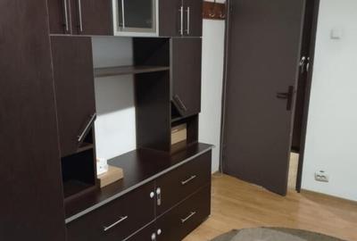 MALU ROSU garsoniera mobilata 1/4 la 280 euro/luna - 2