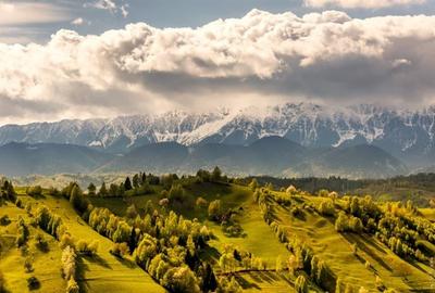La intrare in Simon, Bran, pensiune turistica, constructie noua, vedere panorami - 7