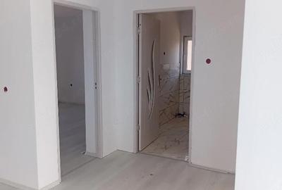 Casă cu Teren 400 Mp în Central