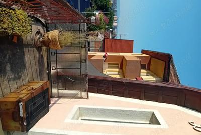 Casă cu 6 camere cu Teren 479 Mp în Central