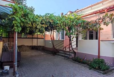 Casă cu 4 camere în Orașul Nou - 7