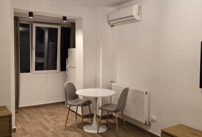 Garsonieră decomandată, mobilată în Titan - 5