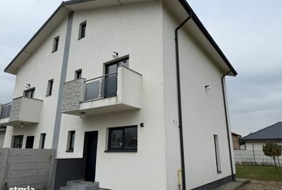 Casă cu 4 camere cu Teren 330 Mp în Central - 3