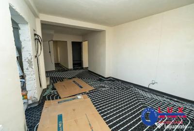 Casă cu 5 camere cu Teren 136 Mp în Neptun - 9