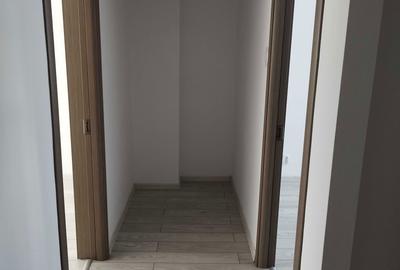 Apartament cu 3 camere semidecomandat în Drumul Taberei - 3
