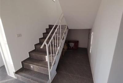 Casa Individuala - zona excelenta - teren 600 mp - carport. - 7