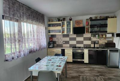 Casă cu 4 camere în Dancu - 7