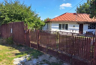 Casa de vanzare Baicoi - 1