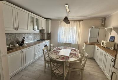 Apartament cu 4 camere decomandat, mobilat în Sebastian - 1