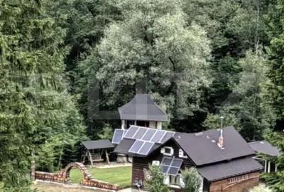 Casă cu Teren 3300 Mp în Central