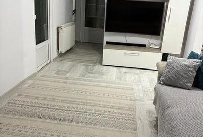 Apartament cu 4 camere decomandat în Broșteni - 6
