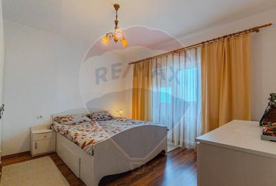 2 camere- CHIRIE- strada Ghimbavului 52 ( Cristian) - 9