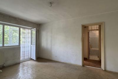 2 cam, etaj 1, 53 mp, fara imbunatatiri, zona Carrefour - 3