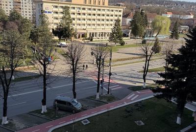 Apartament cu 2 camere decomandat în Central - 2