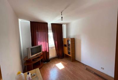 Apartament cu 3 camere decomandat în Micro 20 - 5