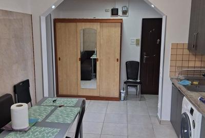 Apartament cu 2 camere decomandat în Central - 4