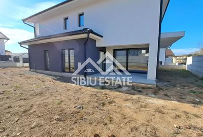 Casa individuala de lux, cu garaj, Selimbar, Sibiu - 21